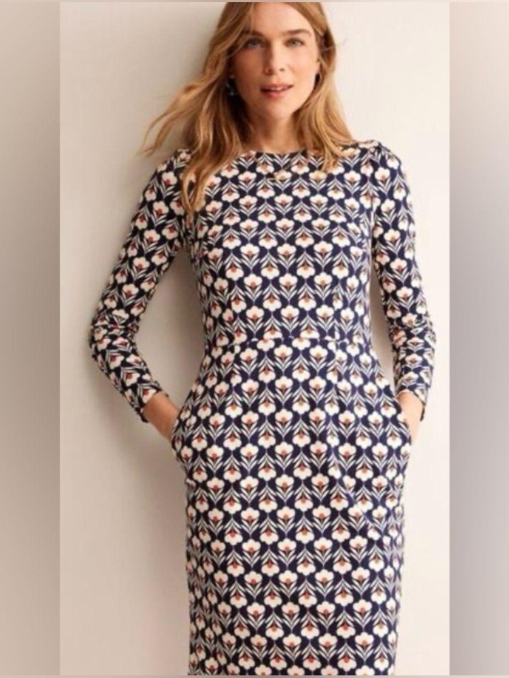 Boden Women’s Navy and White Floral Printed Long Sleeve Dress